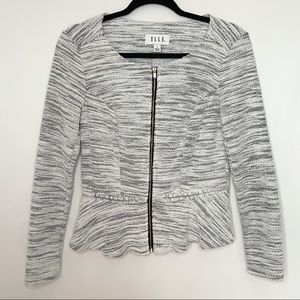 ELLE fitted Blazer size 4 Grey, black, and white
